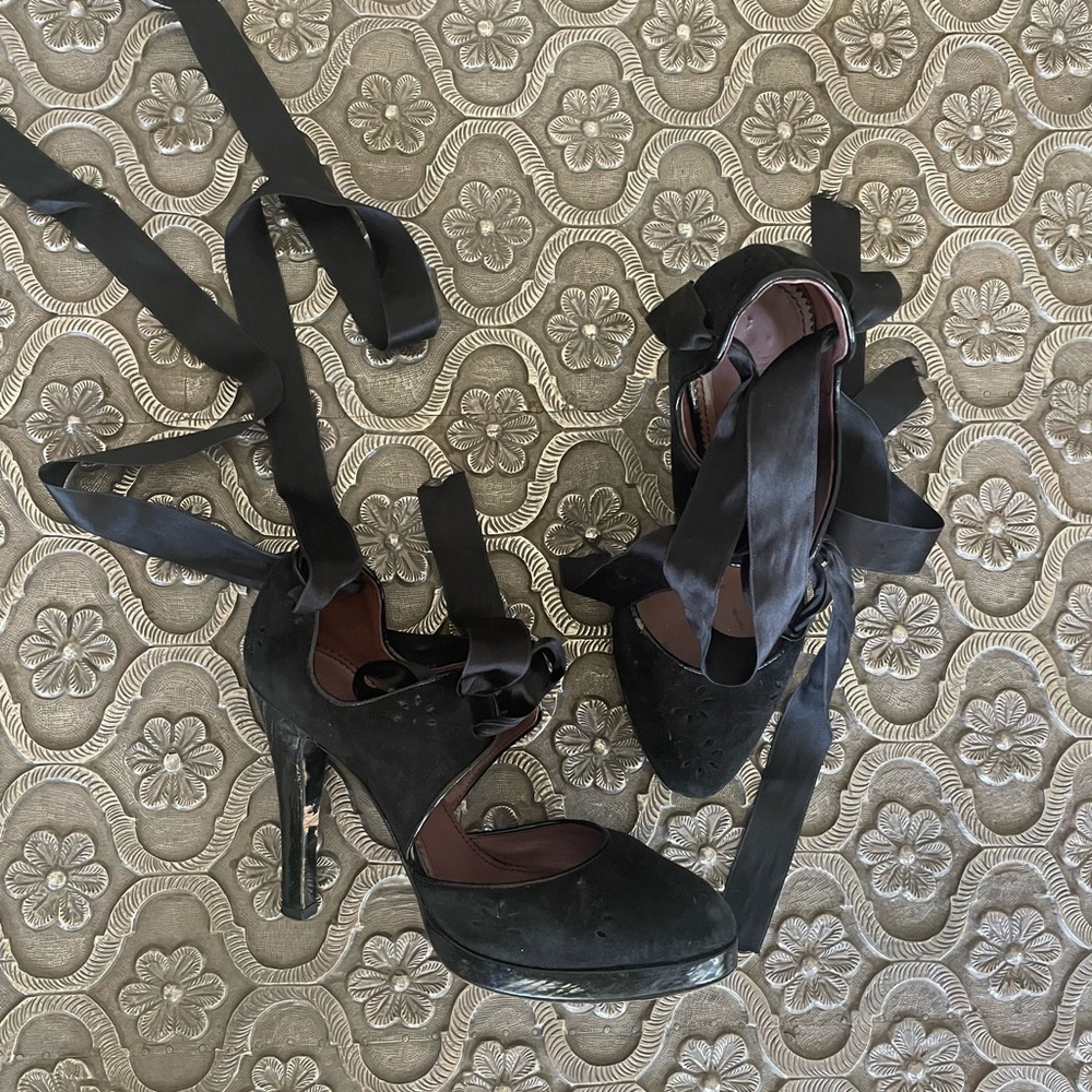 High heel - Picture 6 of 7